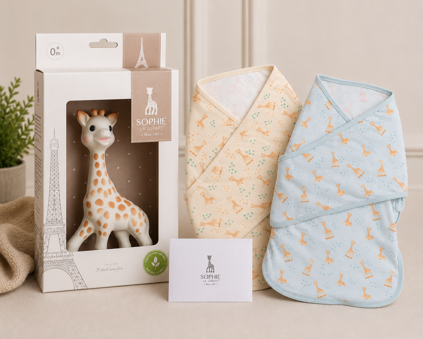 Sophie la girafe Teether & BabyBliss Sleepwear SAVER Bundle (BY)