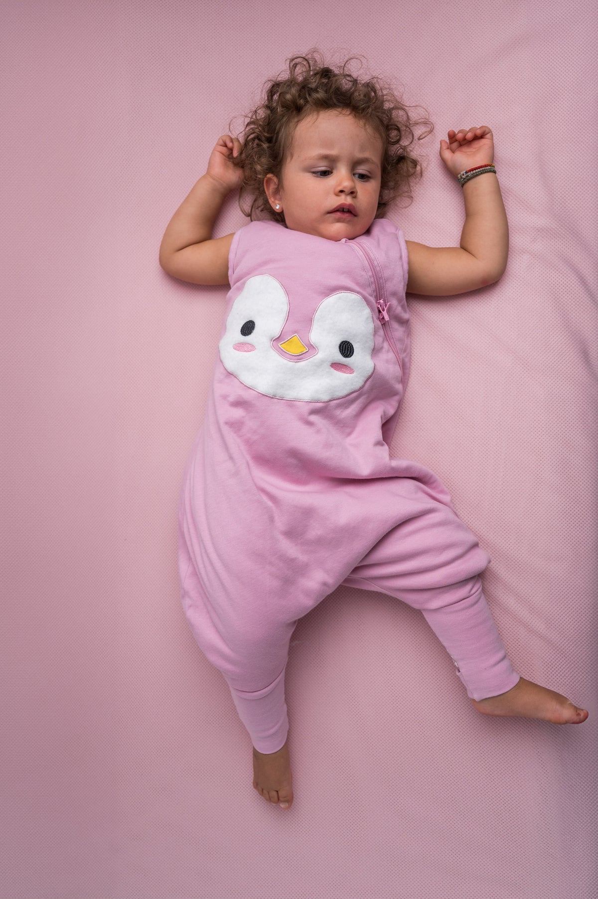 Bliss Jump, Sleeping Bag with Legs, 2.5 TOG, 6-18 months, Penguin, Patch Pink
